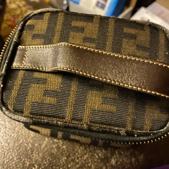 AUTHENTIC Fendi black and brown INFINITY ZUCCA BAG/Pouch measures 6x4 - Picture 1 of 11